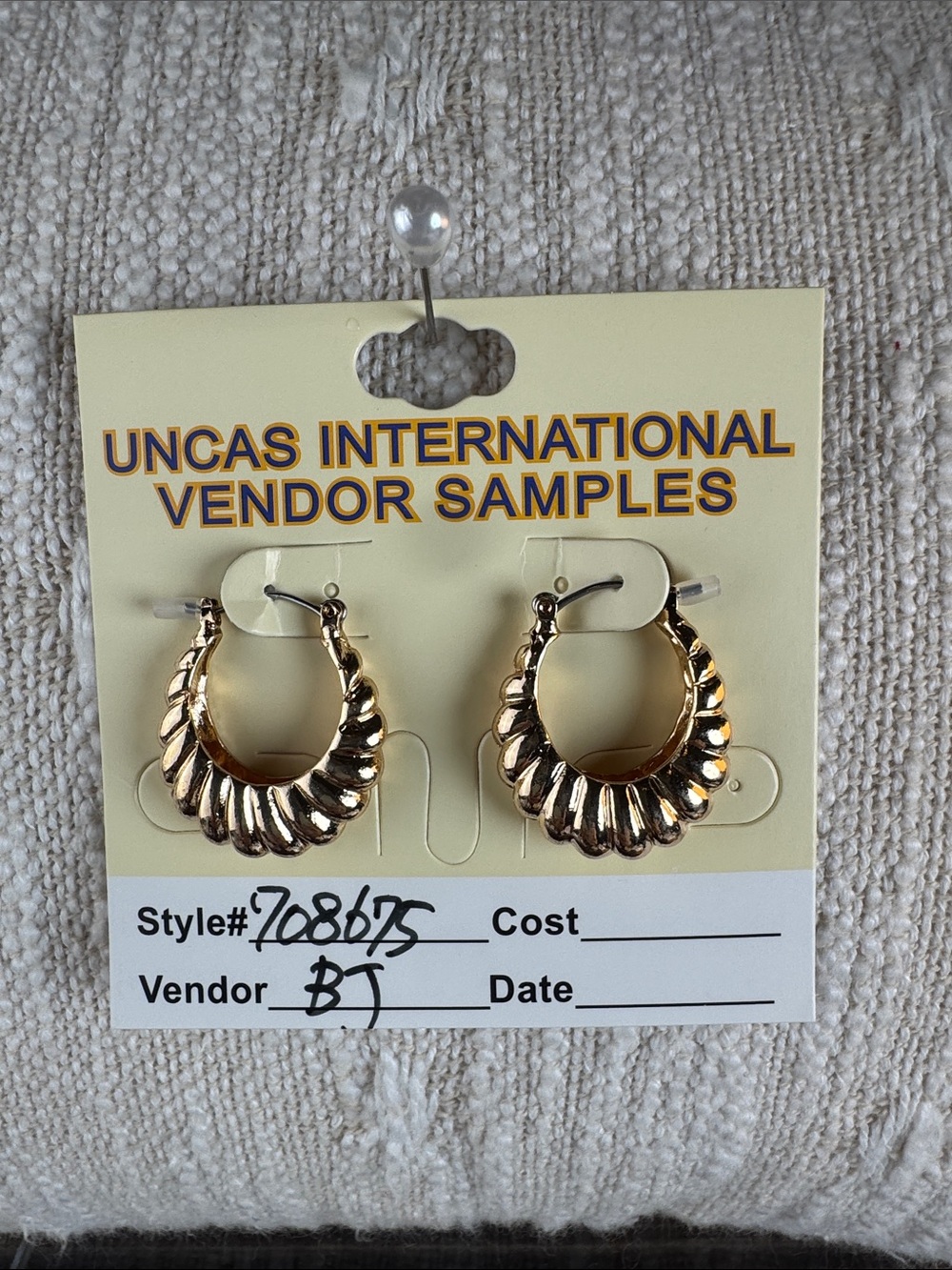 0772-Gold Textured Hoop Earrings - Vendor Sample‎